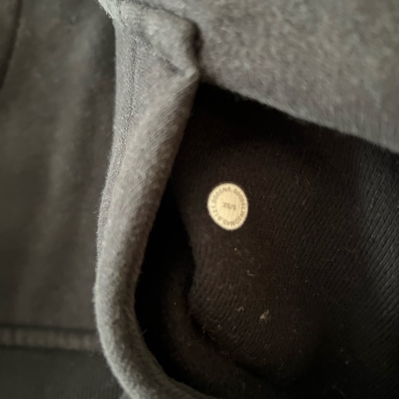 Black lululemon scuba oversized half zip size xs/s - Picture 8 of 8